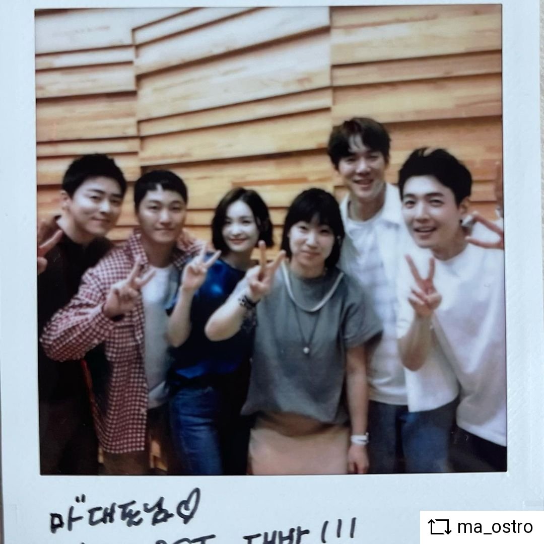 JstarSkylar's tweet photo. 30 July IG Update by a Music Producer 🎶 She mentioned [ the hidden vocal skill  of #jungkyungho ^^ Mido&amp; Parasol who are good at personality, humour, singing, instrumental playing and chemistry] 
#정경호 #조���석  #유연석 #김대명 #전미도 #슬기로운의사생활
https://t.co/44rIVoLbuT https://t.co/ikW4fBDs3u