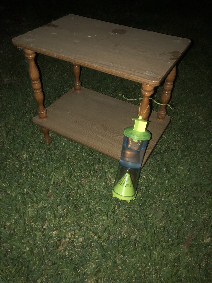 wayneradiotv's tweet photo. hello wasps. before you is a trap of my design. inside the trap is delicious nectar. will you enter the trap and claim the delicious nectar, or will you stay outside, plaguing my gutters and not getting nectar? get nectar or do not get nectar, wasps. make your choice https://t.co/pDWKyKewIT