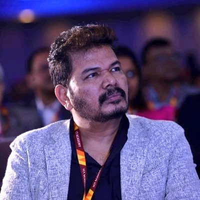 kayaldevaraj's tweet photo. #28YearsofGentleman
#Shakar
It has been 28 years since @shankarshanmugh entered cinema
#28YearsofShankar #Gentleman https://t.co/ktdKZqYSit