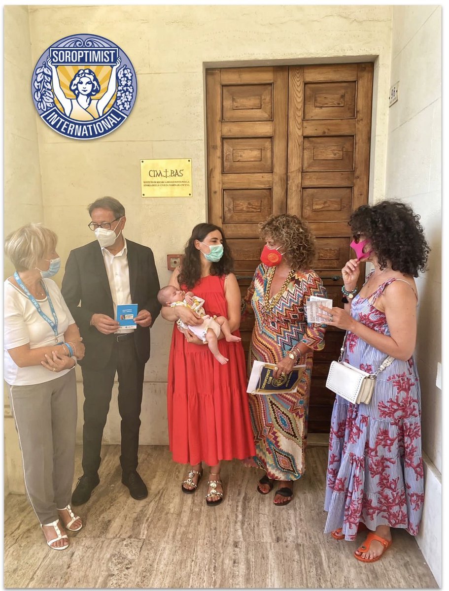 SoroptimistAp's tweet photo. 🐠 🔵🟡 Alla presenza delle Autorità locali, pediatri e sorellepresso il Museo del Mare la Presidente @PieraSeghetti ha inaugurato il Baby Pit Stop: una stanza dove le mamme potranno fermarsi per allattare e cambiare il pannolino.
#SoroptimistAtWork
#womanforwoman @SIItalia https://t.co/jjKKwG38M2