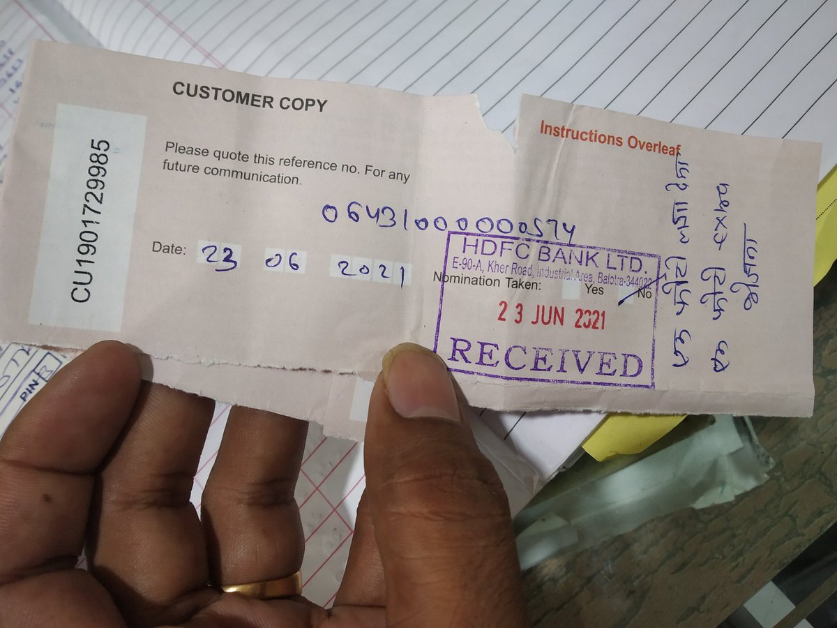 NaveenSalecha's tweet photo. I have give a form for change sign authority in my account on 23/6 but your balotra 0643 branch not work till date 1st time they lost my documents and second they not take action till date @HDFC_Bank @HDFCBank_Cares my no 9413525022 pls help me https://t.co/5R1iFmSzEa