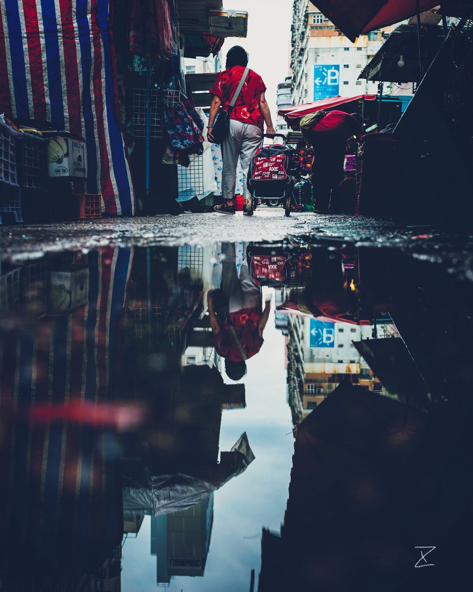 zirosou's tweet image. after shower #streetreflection #puddlegram #hongkong #discoverhongkong #LeicaQ #香港

 instagram.com/p/CR8Llr0l1n5/…