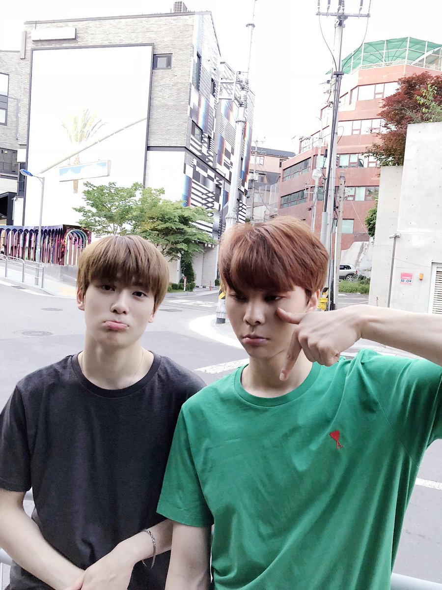 swagpeach_'s tweet photo. จอนแจบอกผมสร้างแท็กนี้ได้ ผมก็ทำลายแท็กนี้ได้เหมือนกัน ตั้งแต่ปี 2018 จนถึงปี 2021 ผ่านมาแล้ว 3 ปี แท็กนี้ก็ไม่เคยกลับมาอีกเลย😭🤟#JJDATE #재쟈데이트 https://t.co/FIuxJzIfd8