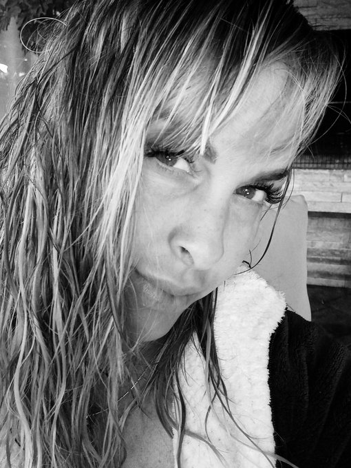Good morning just out of shower sign up to my https://t.co/yqBwjDum4R and get details on ph chats with