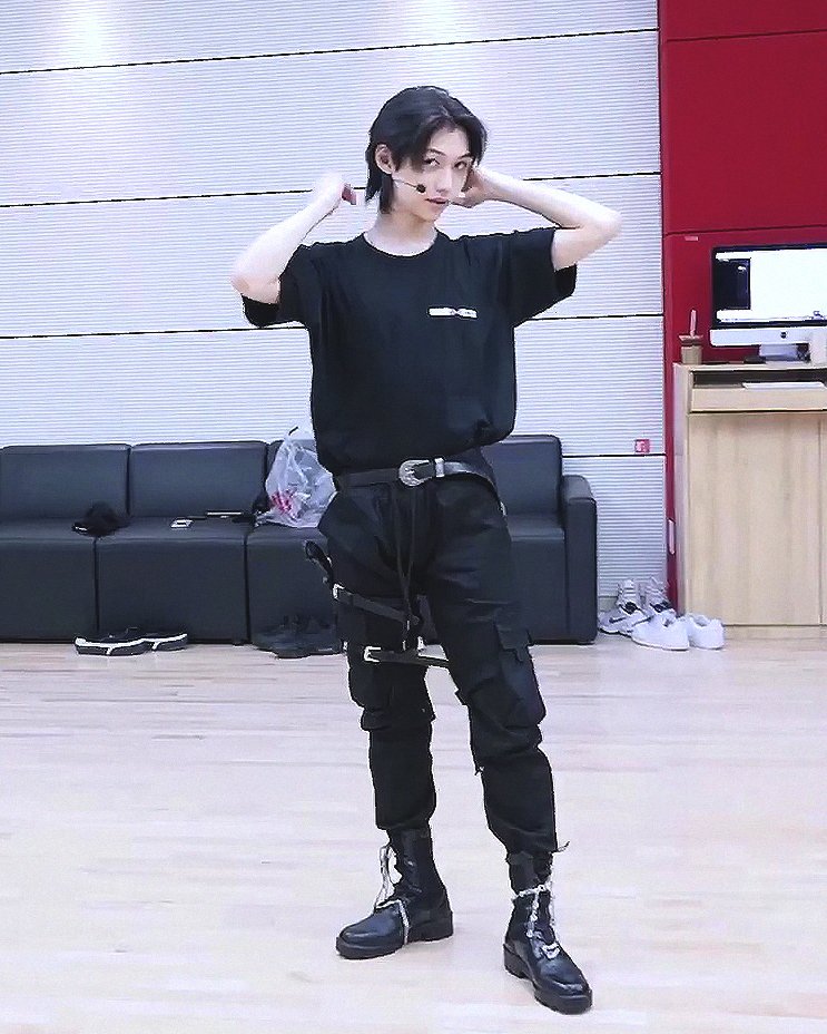 universseo's tweet photo. you look so fine!
@Stray_Kids #2021STAYweeK #스테이위크 https://t.co/yPk0gXEaJX