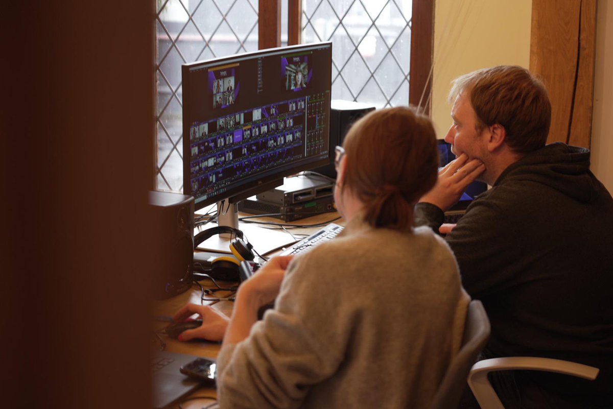 RollNineTV's tweet image. A sneak peek #behindthescenes on our latest production of a fully remote online show The Download for @GettyImages #remotefilming #remoteevent