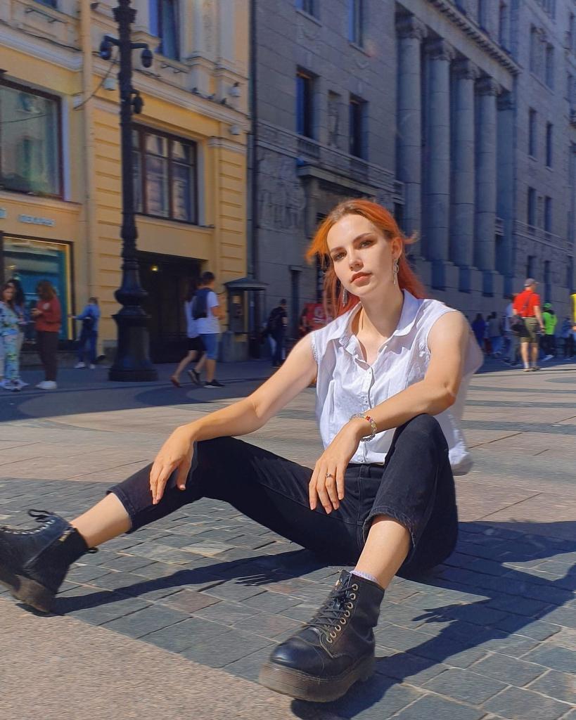 CoverDivine's tweet photo. ✨We don't need permission to dance ✨

Lyuba✨[J-Hope]

#kpop #PermissiontoDance #BTS #jhope #BTSARMY #dancecover https://t.co/2LzG9aLFG4