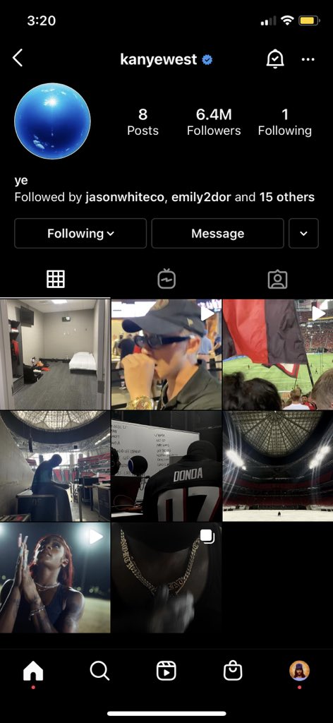 didjesusdrop's tweet photo. RT if you’re one of the exclusive people who got to follow Kanye West on IG before he went private https://t.co/zapZUEhLt2