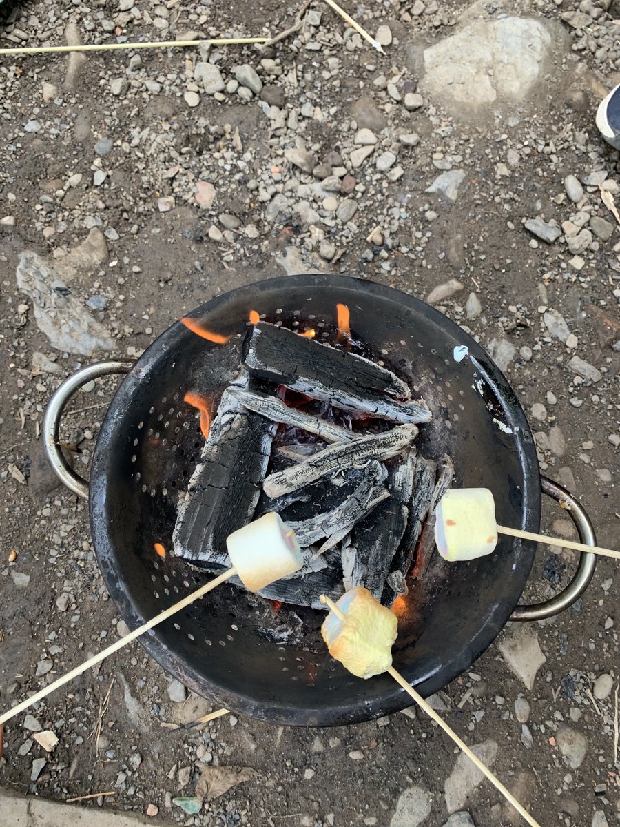 Some toasted marshmallows nothing like it 👍🏻 week 5 of our summer camps #play #outdoors