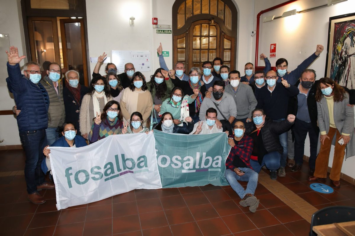 ¡Gracias a toda la comunidad médica del país! Con una histórica afluencia, <a href="/AgrupFosalba/">Agrupación Fosalba</a> ganó las elecciones del <a href="/smuruguay/">Sindicato Médico del Uruguay (SMU)</a> y <a href="/zarteta/">Zaida Arteta</a> se convierte en nuestra Presidenta. Esto es por todos y por todas. 

Construir es la única decencia.