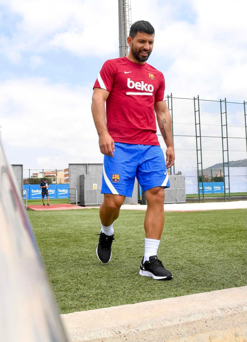 aguerosergiokun's tweet image. 🤟🏽 🔵 🔴