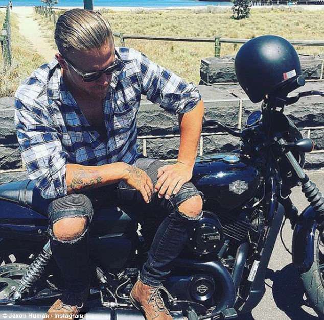 IGotthisope's tweet image. “I wouldn’t do that if I were you, my dads the president of Sons Of Anarchy Motercycle club.” 

☑️Troubled since birth
☑️Chaos Junkie
☑️Eldest Teller Son 
☑️Trigger Happy 

“I am my fathers son, I promise I’m not afraid to shoot first ask questions later.”