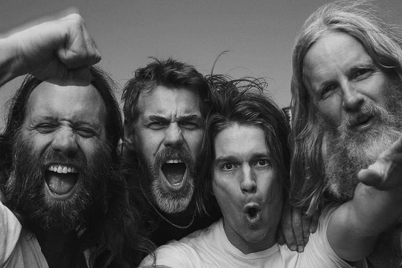 RT to win 2 Tickets to an event with Hotel included
Tag a Friend to take.  bit.ly/3rmLl4k

<a href="/reefband/">REEF</a> , announce the Shoot Me Your Ace UK Tour for spring 2022,
✅Tickets  gettothefront.co.uk
☑️Hotel    eventhotelsuk.com