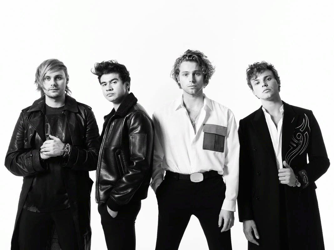 Линия 5 группа. Группа 5 seconds of Summer. Группа 5 seconds of Summer 2020. Группа 5 seconds of Summer 2022. 5sos 2014.