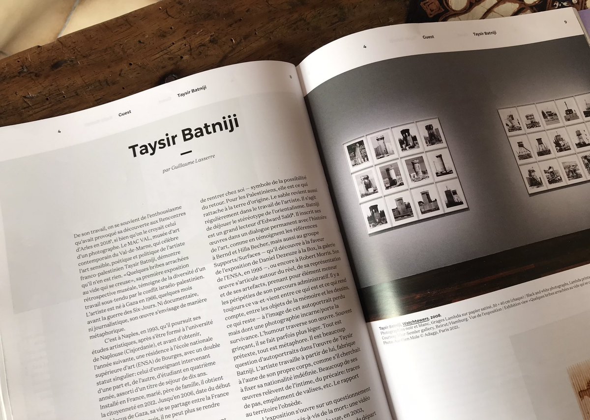 GuillaumeLasse1's tweet photo. Dans le numéro de l’été de @revue02 le #portrait de @barniji par @GuillaumeLasse1 en regard de la bouleversante exposition que lui consacre le @Macval -> Quelques brides arrachées au vide qui se creuse » #taysirbatniji #soloshow #contemporaryart #exile #palestine #zerodeux https://t.co/AfLcxVdEub