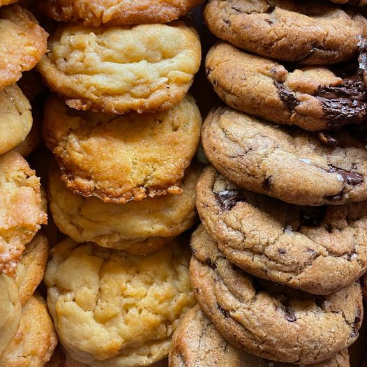 Did you know a portion of all <a href="/CourageCookies/">CourageCookies</a> sales goes to a good cause? So you can stuff your face with cookies and feel great about it at the same time 🙌🍪 Find them at the #MainStreetUnionvilleMarket. 

#UnionvilleMainStreet #LifeIsBetterInUnionville