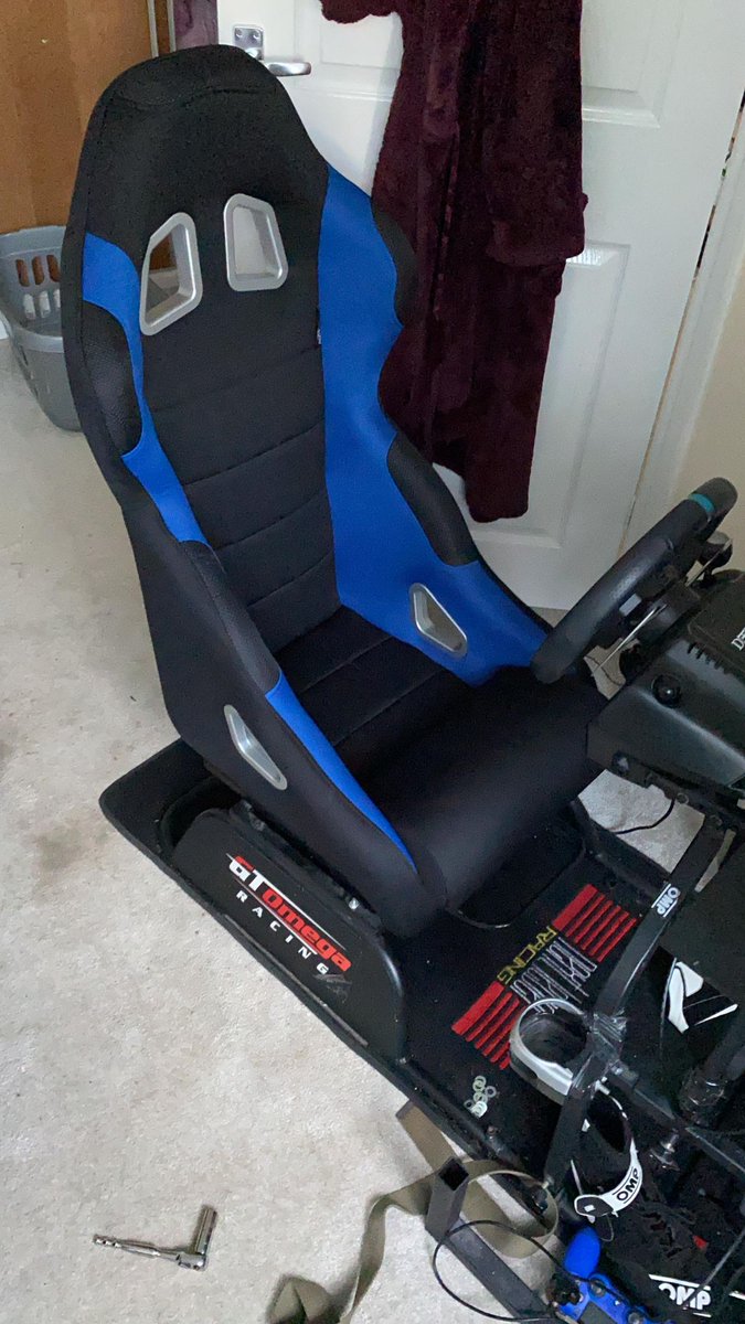 GSMPerformance's tweet photo. #CUSTOMERSIM! A big thanks to our customer for sending us his photos. The Auto Style Type K5 #bucketseat, highly affordable and perfect for any simulator. 😁🏁https://t.co/K6J3HgUv8H https://t.co/hHVLoRObUI