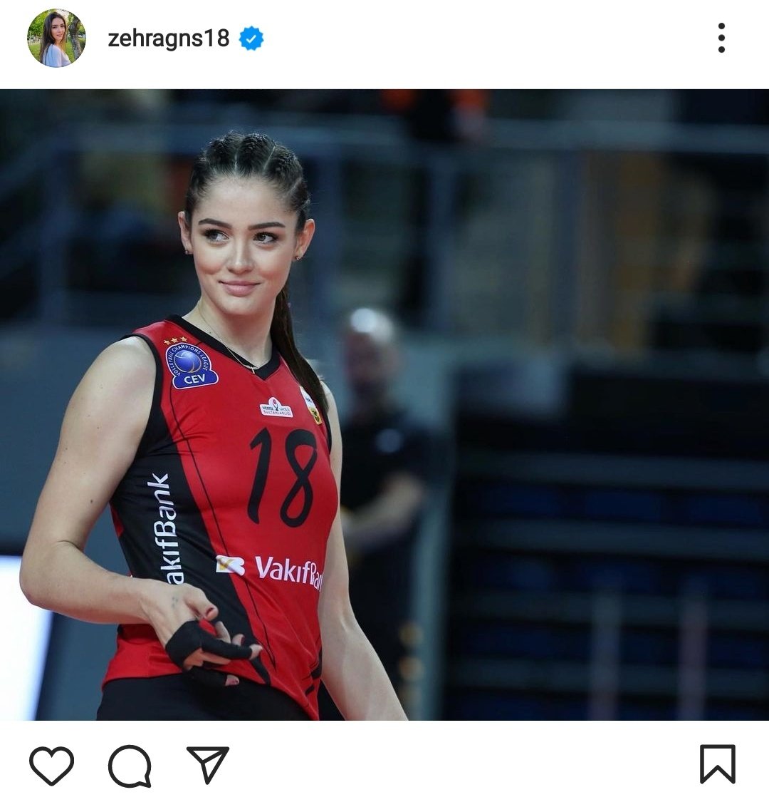 滝沢ガレソ Twitterren オリンピアン美男美女 バレー トルコ代表 ゼフラ ギュネシュ選手 22 T Co Jawvsminie 身長 194cmという超スタイルを誇るバレー選手で トルコ代表チームの中心的存在 ポジションはミドルブロッカー ちなみに身長194cmは