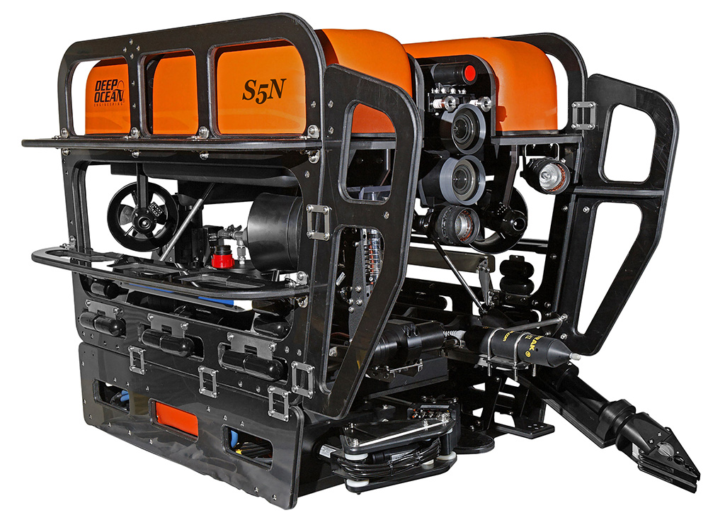deep_ocean_inc's tweet photo. The Phantom S-series is the perfect balance of superior power, ruggedness, reliability, and payload with ease of use. It is a powerful and versatile #ROV for #industrialinspections and maintenance. Designed for #harshconditions, the #PhantomS exceeds expectations on all fronts. https://t.co/TThDwvgGdY