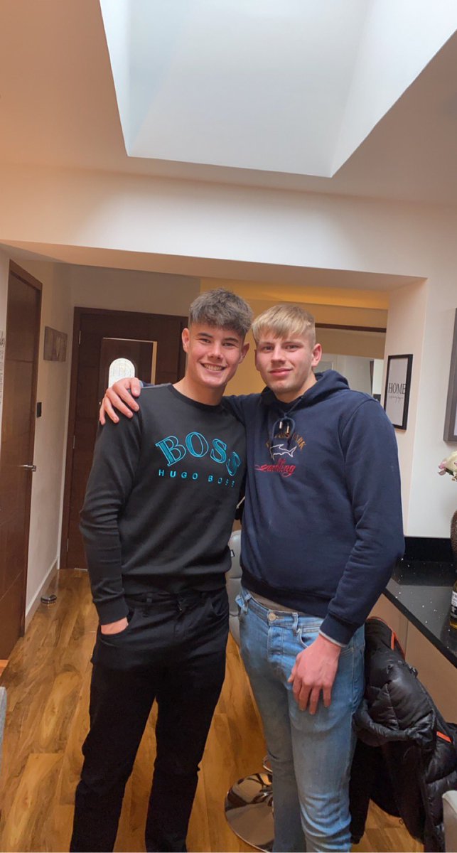 logan_mcleod_'s tweet photo. @joshH744 happy birthday brother have a good day,see u Saturday x https://t.co/vIY1rTfS4F