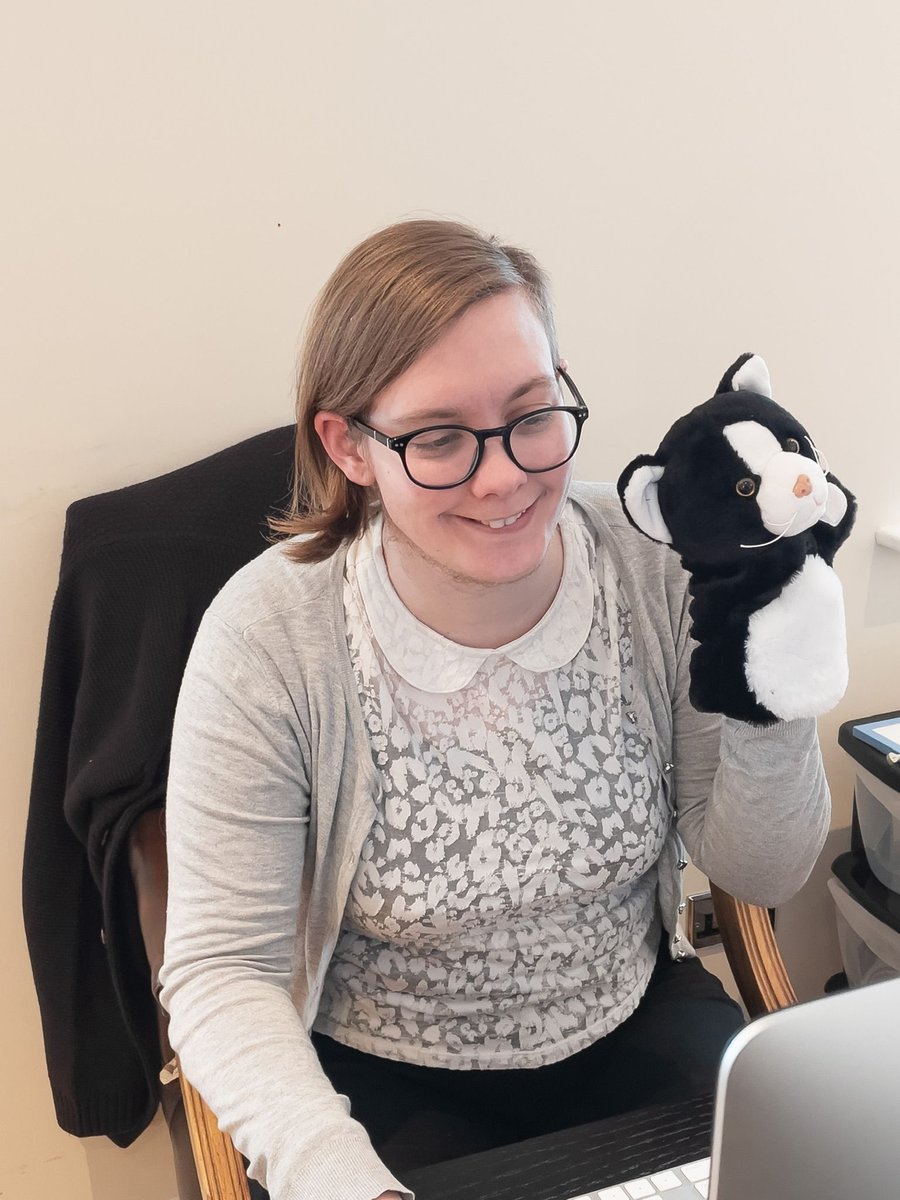 HelenTeachesEng's tweet photo. Meet Kitty (Katherine) the Cat! We speak English together. I use this #puppet with young learners.

#Puppetry #Puppets #CatPuppet #CatPuppets #KittyTheCat #KatherineTheCat #OnlineLearning #ELTChat #ELT #TeacherLife #TeachingEnglish #TeachEnglish #TeachingProps #FavouritePuppet https://t.co/3fPhS6Tq2h
