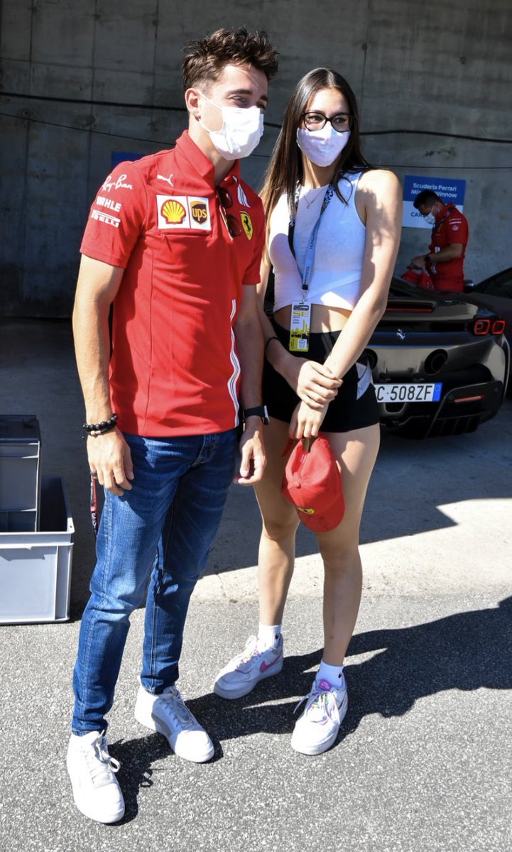 LeclercNews's tweet image. . @Charles_Leclerc posing for a picture with a fan today 😊

#F1 #HungarianGP 🇭🇺 #Charles16