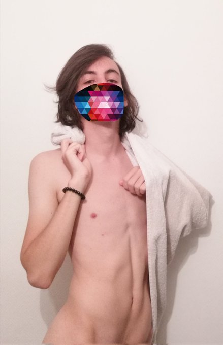 I'm probably taking too much showers but I love the feeling after ? https://t.co/ksUsXWadlQ