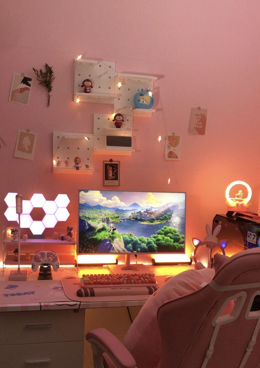 angeerkitchen's tweet photo. 💕I'm very happy that tomorrow is Saturday, I wish you all a happy weekend
🍭Follow @stogapink for more pink inspiration.
🌸🌸🌸#stogapink #cute #characters #girlssetups #stogapink #stogatech #controller #pc #pcgame #pink #kawaiidecor #kawaiisetup #kawaiiroom #kawaiigaming https://t.co/CVxlzEt3Hw