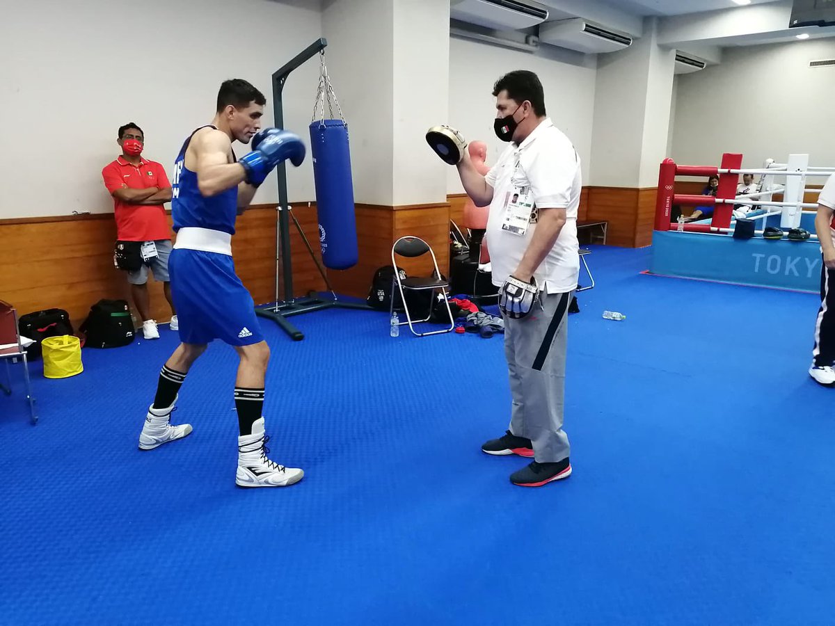 Listo #RogelioRomero para su combate por el #broce En #Tokio2020 en los 81kg youtu.be/8EJfVm8JkqI ¡Vamos Rogelio! #VamosConTokyo