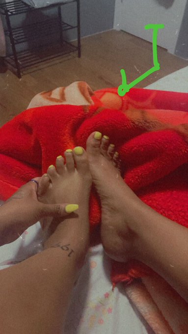 #FOOTFETİSH #ebonyfeet #onlyfans https://t.co/ocgLktDw9B https://t.co/NWLTBOU4ix<a href="/tag/footfeti%CC%87sh"class="tags">#FOOTFETİSH</a><a href="/tag/ebonyfeet"class="tags">#ebonyfeet</a><a href="/tag/onlyfans"class="tags">#onlyfans</a>