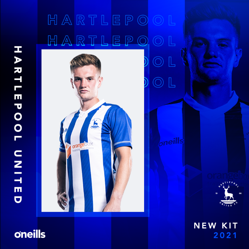 Official_HUFC's tweet photo. 𝗜𝗡𝗧𝗥𝗢𝗗𝗨𝗖𝗜𝗡𝗚... 👕 

Your Hartlepool United 2021/22 home kit!

🤝 @ONeills1918
🏡On-sale 𝟬𝟲.𝟬𝟴.𝟮𝟭

#BackToBusiness
