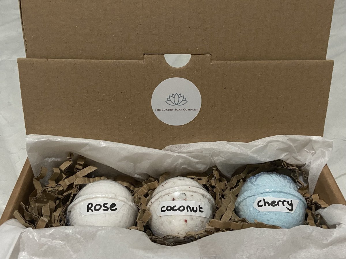 Another order packaged and out the door! Order yours now 🤍 theluxurysoak.co.uk