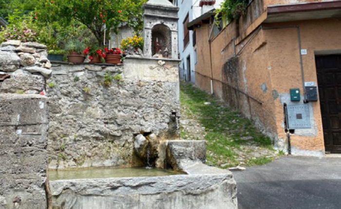 LuinoNotizie's tweet photo. Tra #cultura e #gastronomia, a passeggio fra gli antichi lavatoi di #Cuveglio
https://t.co/Fd3HTDPsif https://t.co/fYbDuvpikn