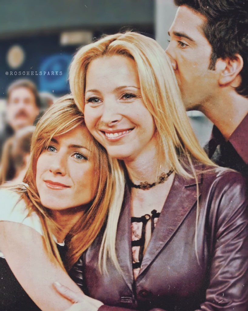 It s Lisa s day! Happy Birthday, Lisa Kudrow!    