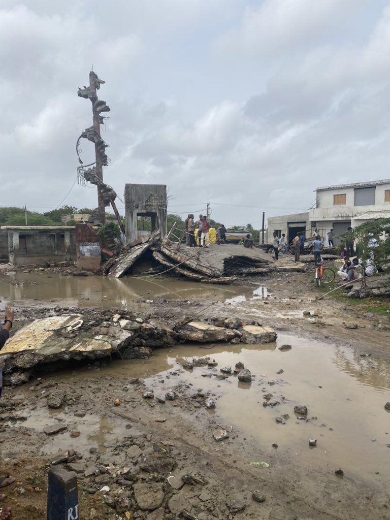 Manoj Bhuva (@manojbhuva2) on Twitter photo This water tank collapsed. Even After my tweet before a yr, no one did anything. This is how bureaucracy works. I tagged <a href="/esdmkeshod/">ASSISTANT COLLECTOR & SDM KESHOD</a> <a href="/collectorjunag/">Collector Junagadh</a> <a href="/CMOGuj/">CMO Gujarat</a> u shld see these responsible ppl <a href="/vijayrupanibjp/">Vijay Rupani Memorial</a> <a href="/PMOIndia/">PMO India</a> and ask for justification y dey did nt tk any timely action This water tank collapsed. Even After my tweet before a yr, no one did anything. This is how bureaucracy works. I tagged <a href="/esdmkeshod/">ASSISTANT COLLECTOR & SDM KESHOD</a> <a href="/collectorjunag/">Collector Junagadh</a> <a href="/CMOGuj/">CMO Gujarat</a> u shld see these responsible ppl <a href="/vijayrupanibjp/">Vijay Rupani Memorial</a> <a href="/PMOIndia/">PMO India</a> and ask for justification y dey did nt tk any timely action
