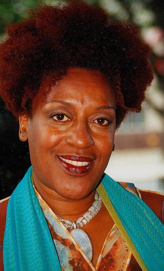 Happy Birthday to CCH Pounder, voice of Coldfire aka Desdemona! 