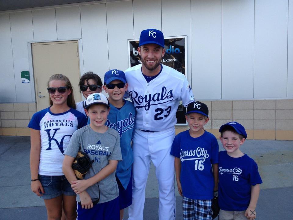 irish88derby's tweet photo. @goldbergkc Win or lose, I’ll always cheer for the Royals! This is from his rookie year I believe and he was kind enough to take the time before the game while walking around with his dad. He thanked us for being there and spent a few minutes talking to our kids. Good luck @DannyDuffy23 https://t.co/64gDNRVx5n