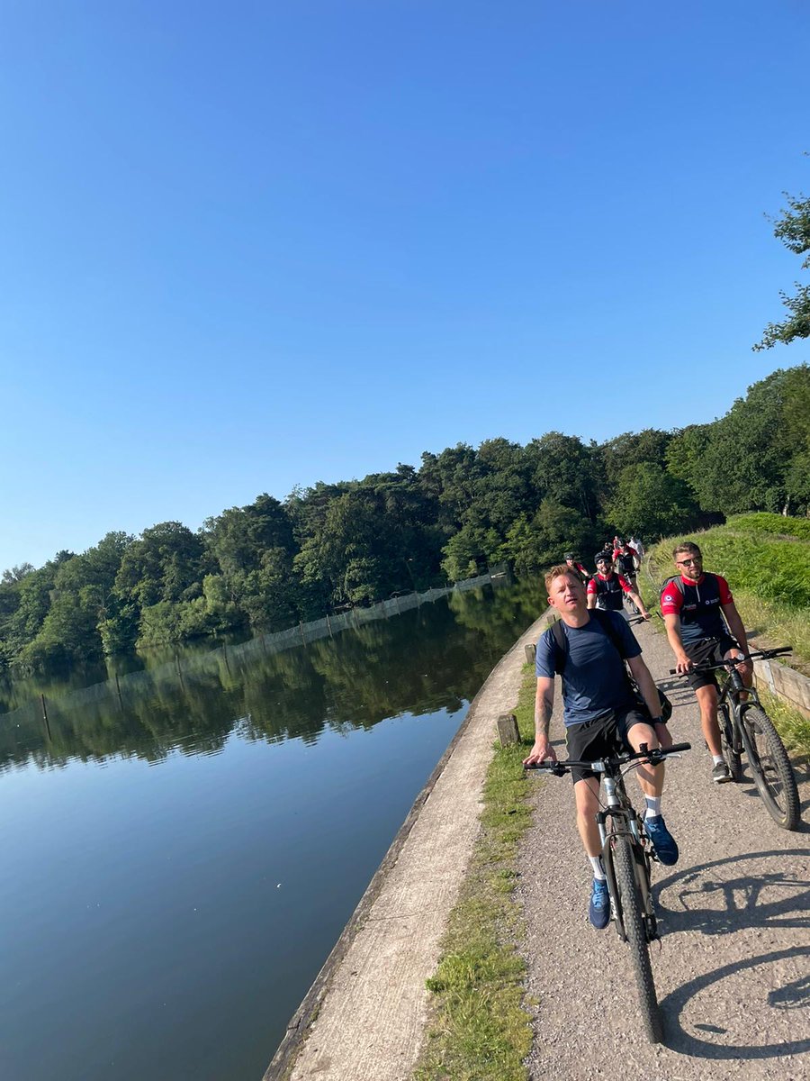 RAF_Odiham's tweet photo. #TeamOdiham Catering Flight has successfully completed their 100km cycle ride for @RAFBF.
Whilst the team couldn't make the #DambustersRide earlier this month they didn't give up and are delighted to have clocked the miles and raised over Β£800!
Well done π΄ββοΈπͺ https://t.co/YErUSWcQA6