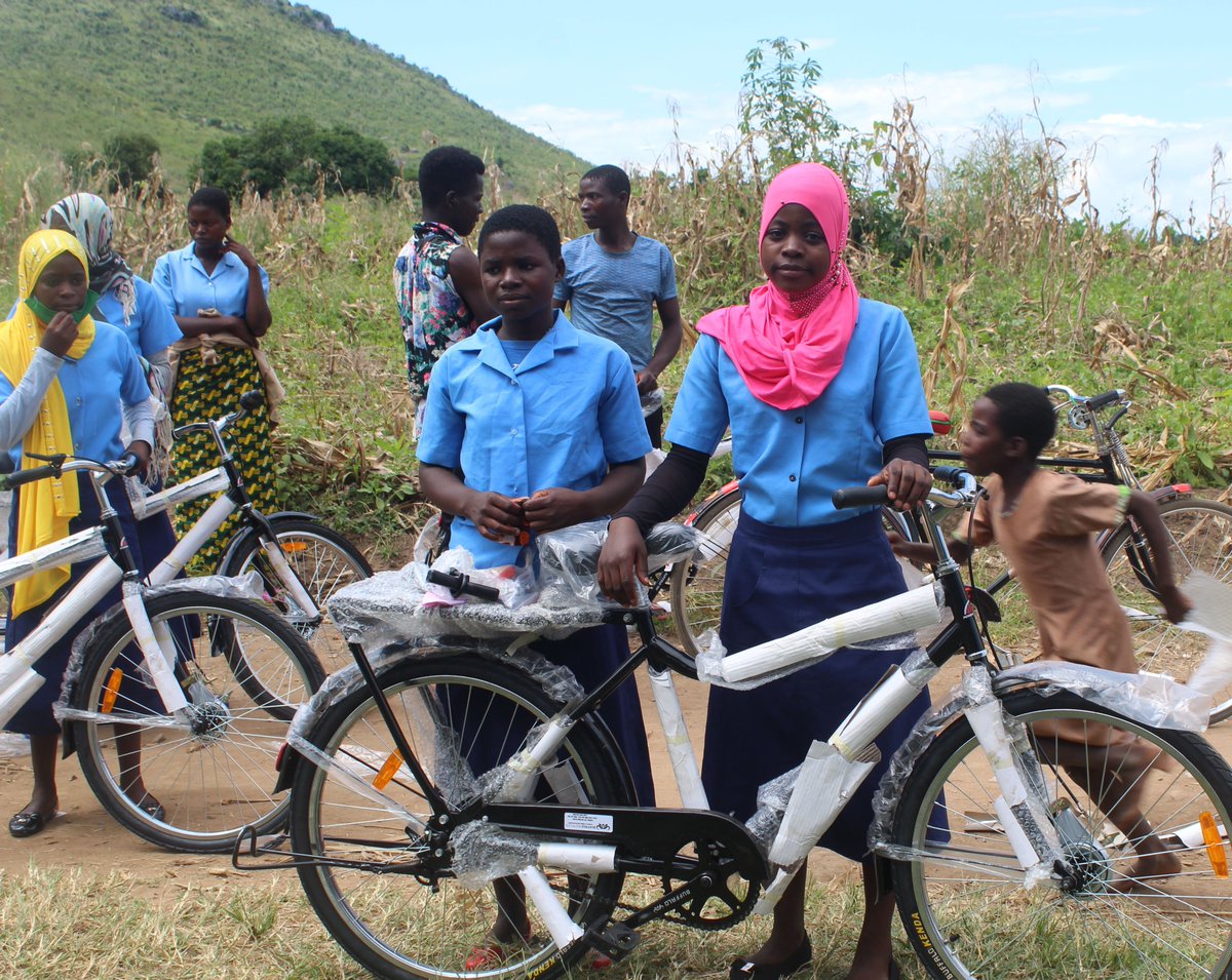 Great news from our headline partner @UK_WBR 

All the bicycles we funded in 2020 in 2 schools in Malawi have now been distributed

Thank you for all the great work!
#CSR #charity #powerofbicycles