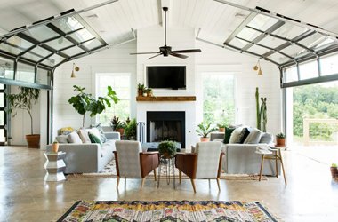 WorkCloset's tweet image. Now this is something different. When I came across this I had to share. This SHARPER IMAGE Light Up Electronic Word Clock, Copper Finish With LED Light Display
  can be found at woodsworkcloset.com
#clock #wordclock #electricclock #onlineshopping #onlinestore