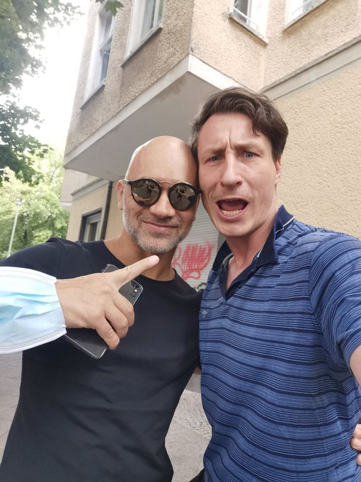 What a lucky day for me... We known each other only by social media... Thx for the selfie with you #christianclay<a href="/tag/christianclay"class="tags"><span>#christianclay</span></a>
