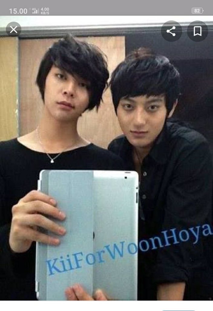 เซลฟี่ด้วยไอแพดว่ะ มันปัง555555