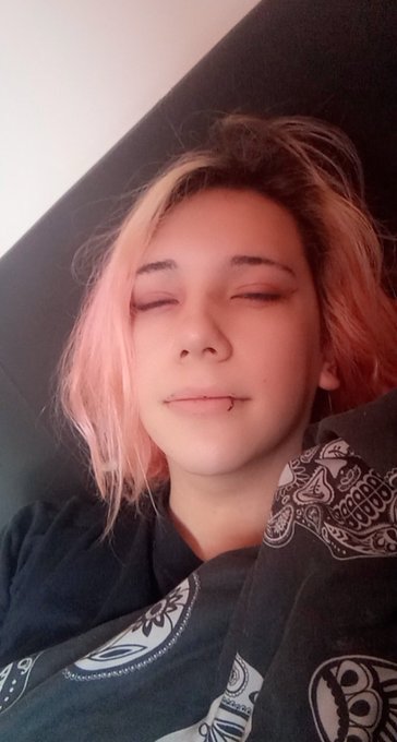 The night out vs the morning after https://t.co/JgnpQvc7KY<a href="/tag/maid"class="tags"><span>#maid</span></a><a href="/tag/trap"class="tags"><span>#trap</span></a><a href="/tag/femboy"class="tags"><span>#femboy</span></a><a href="/tag/doinyourmom"class="tags"><span>#doinyourmom</span></a>