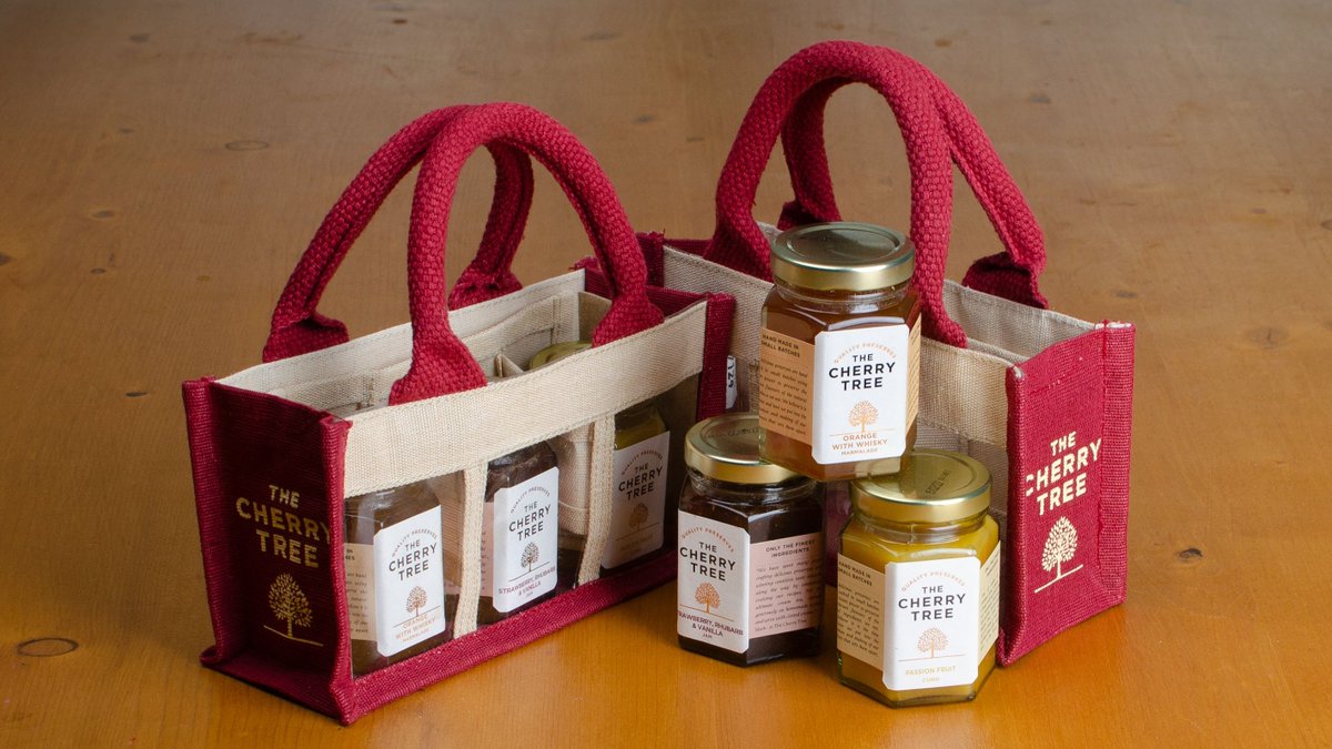 CTPreserves's tweet image. WIN our 3 best-selling sweet foods in a high-quality hessian gift bag for you AND your bestie this #InternationalDayofFriendship

🍓Strawberry, Rhubarb &amp;amp; Vanilla Jam
💛 Passion Fruit Curd
🥃 Orange with Whisky Marmalade

Retweet &amp;amp; follow to enter! Ends 06.08.21 #FreebieFriday