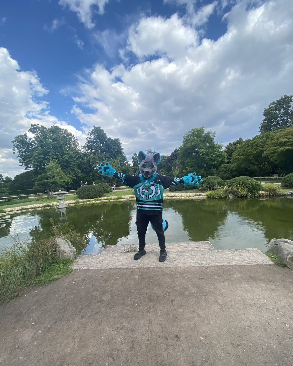 Hey hier bin ich im Japangarten in Düsseldorf schön mal was neues zu sehen !