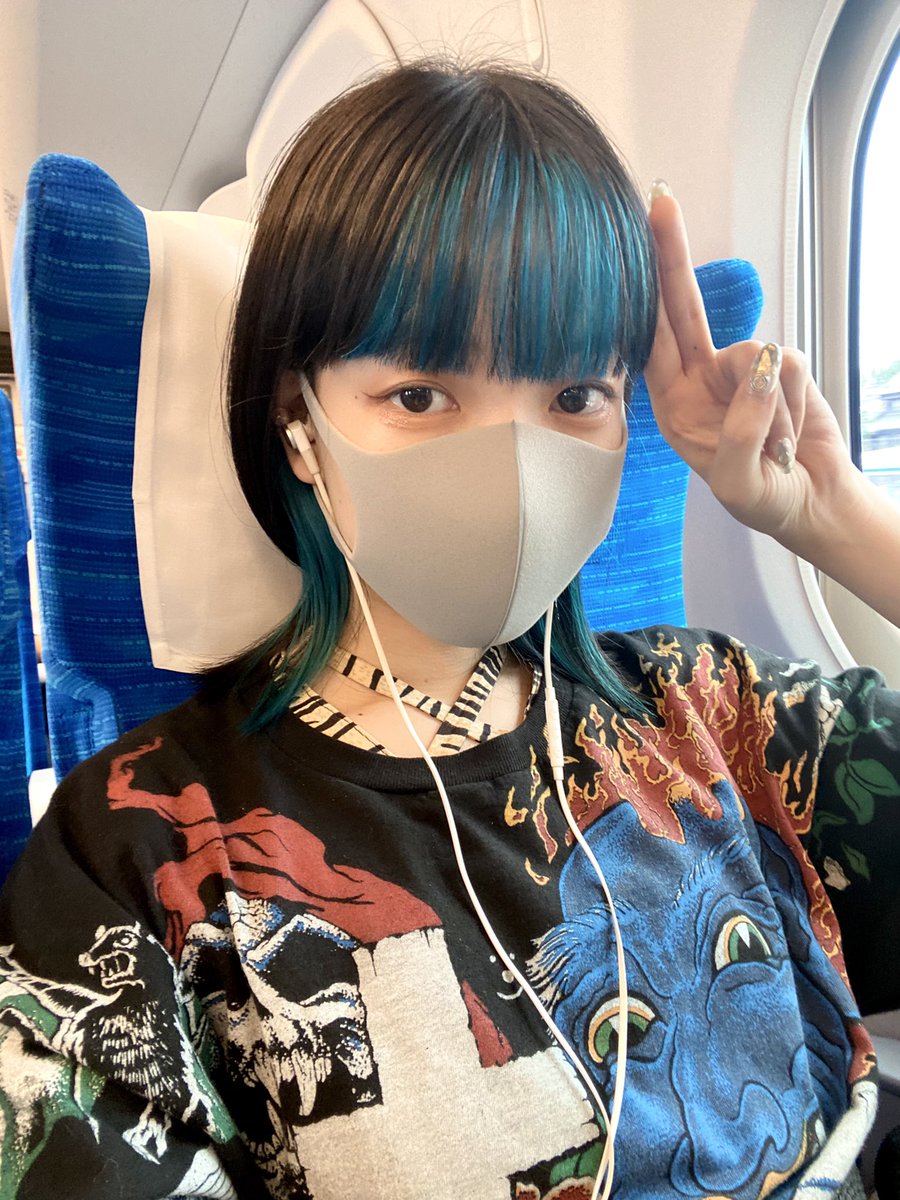 poporimm's tweet photo. 最近青にしたぜ✨ https://t.co/7LN92WFO6T