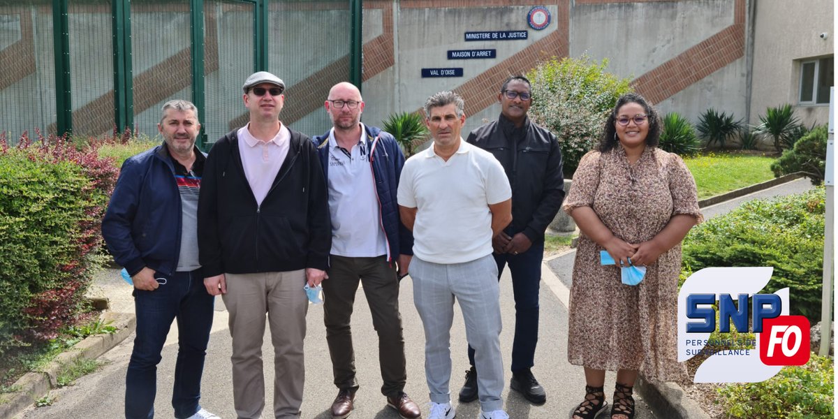 SyndFoJustice's tweet photo. Nouvelle visite aujourd'hui pour une délégation du bureau central du @SNPFO_PS, cette fois à la prison d'#Osny ainsi qu'au #PREJ. https://t.co/lPmeTn1fbW