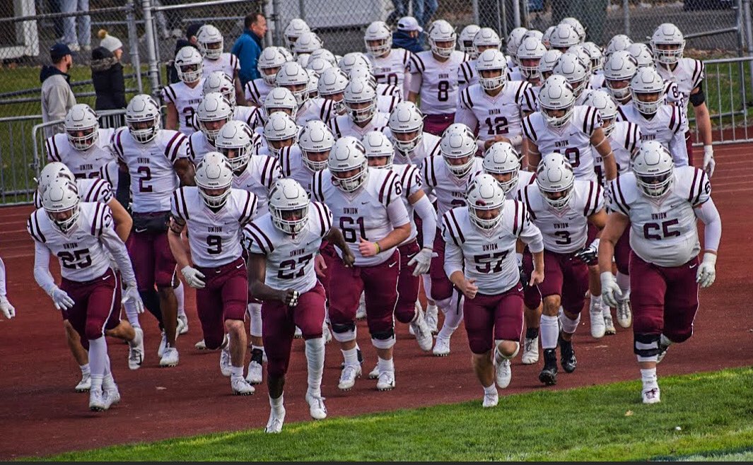 UnionCollegeFB's tweet image. Run to the fight. 

#FireTheCannon