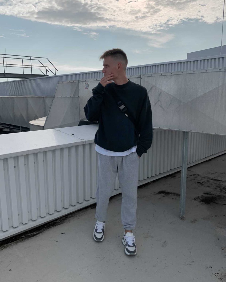 androidhomme's tweet image. The Leo Carrillo in Grey Suede White Mesh as seen on @joepcrone. 

#androidhomme #androidhommeuk #Leocarrillo