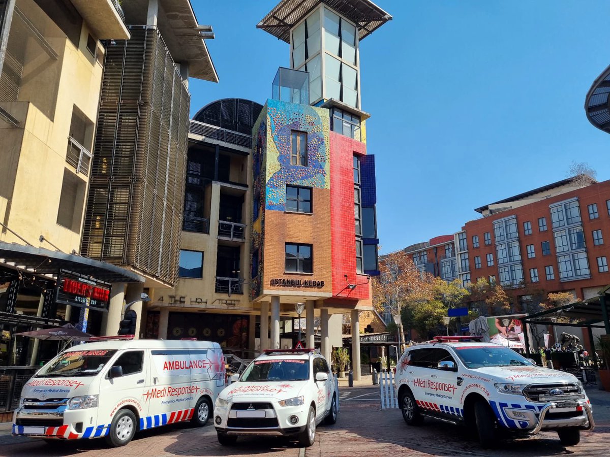 Medi_Response's tweet image. Medi Response has taken to the streets of Joburg North today to engage with our clients, residents and the community. Our partners, Rural Metro Emergency Management Services joined in on the action.

#OneGroupOneSolution